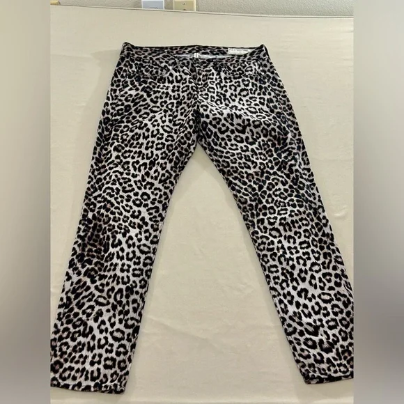 Rag & Bone Boyfriend Snow Leopard Print Womens Pants Size 28 - Picture 2 of 14